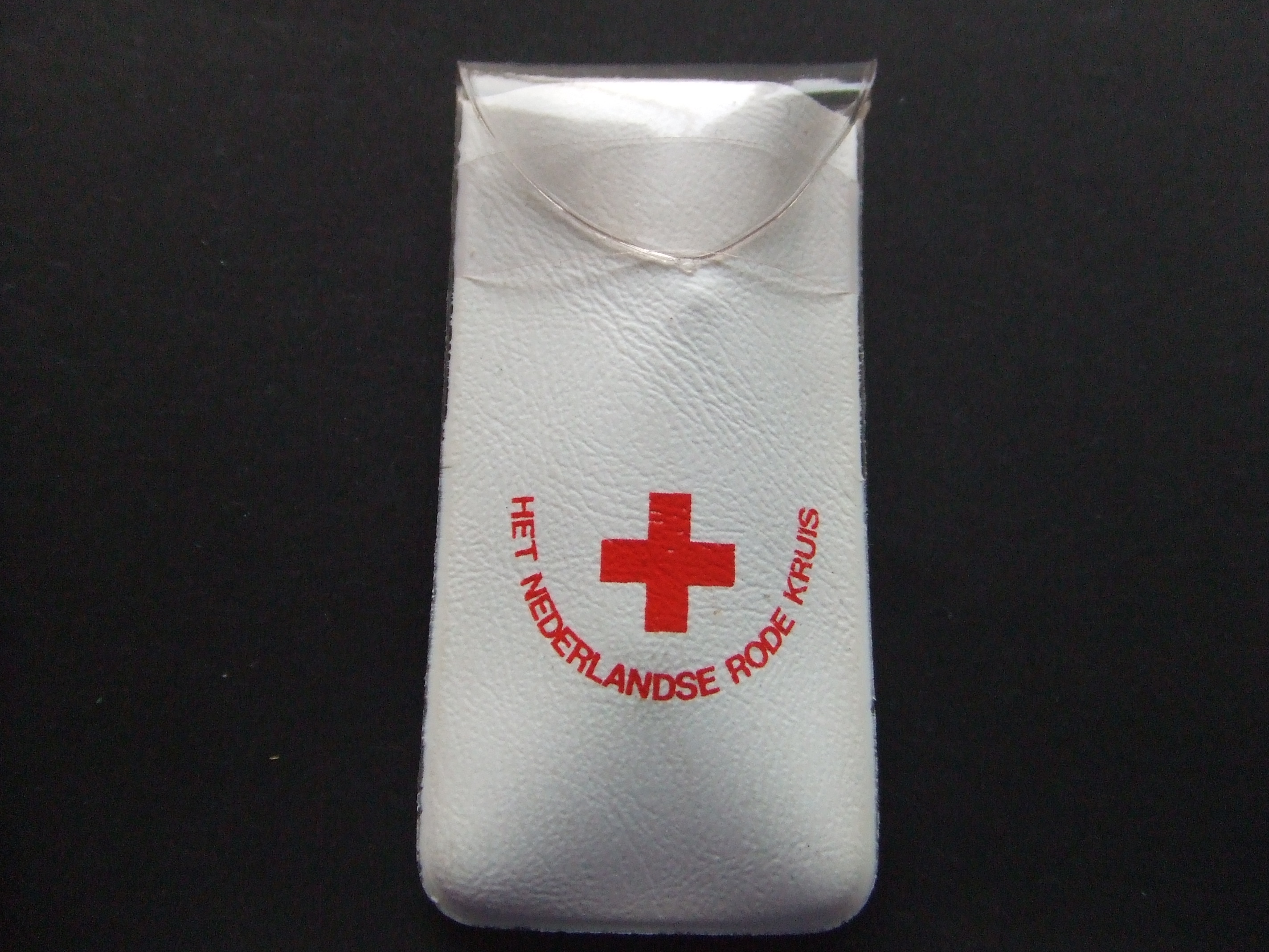 Rode Kruis zilverkleurig logo (2)